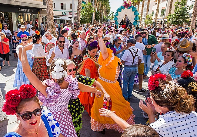 Pilgrims enjoy a truly Andalusian festivity.