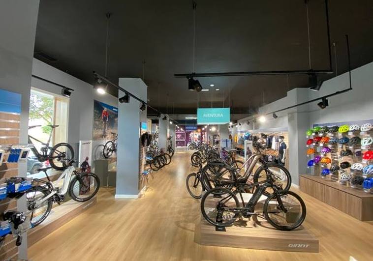 Giant rides into Malaga with opening of its first bike store in south of Spain