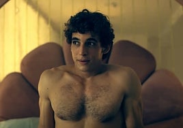 Miguel Herrán, in a scene from Los Farad.