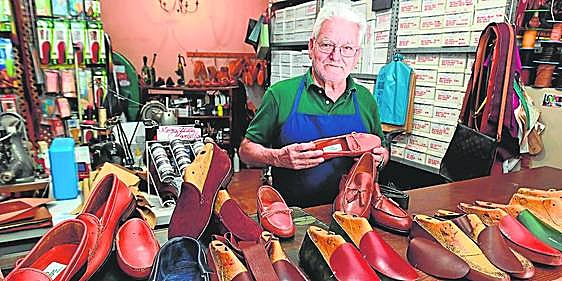 Manuel Vera, in his workshop in Calle El Fuerte in Marbella.