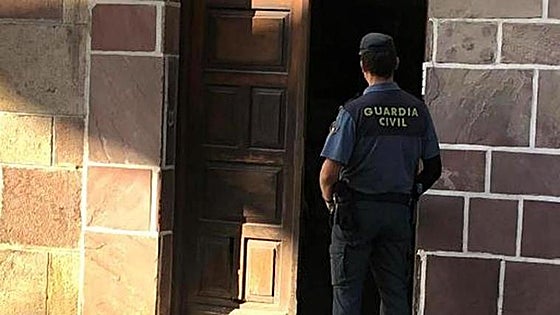 Young man in Spain dies after mobile phone charging on a bedside table 'explodes'