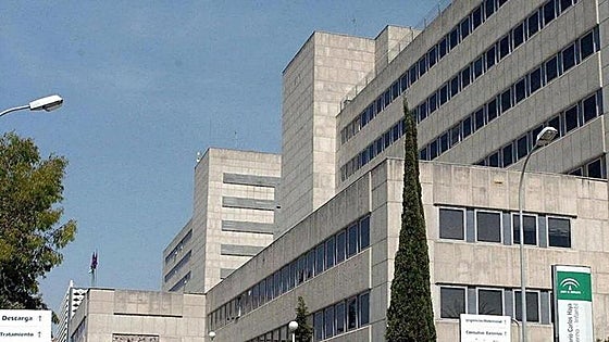 Newborn baby girl rushed to hospital after being found abandoned in a Malaga street