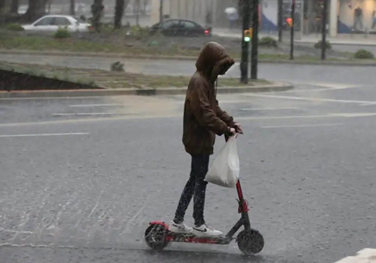 Weather warning for heavy rain raised to amber for parts of Malaga province this Thursday - Vimarsana News