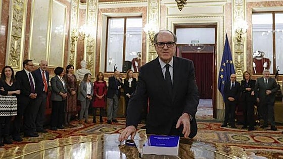 Survey finds up to 440,000 people in Spain may have suffered sexual abuse within the Catholic Church