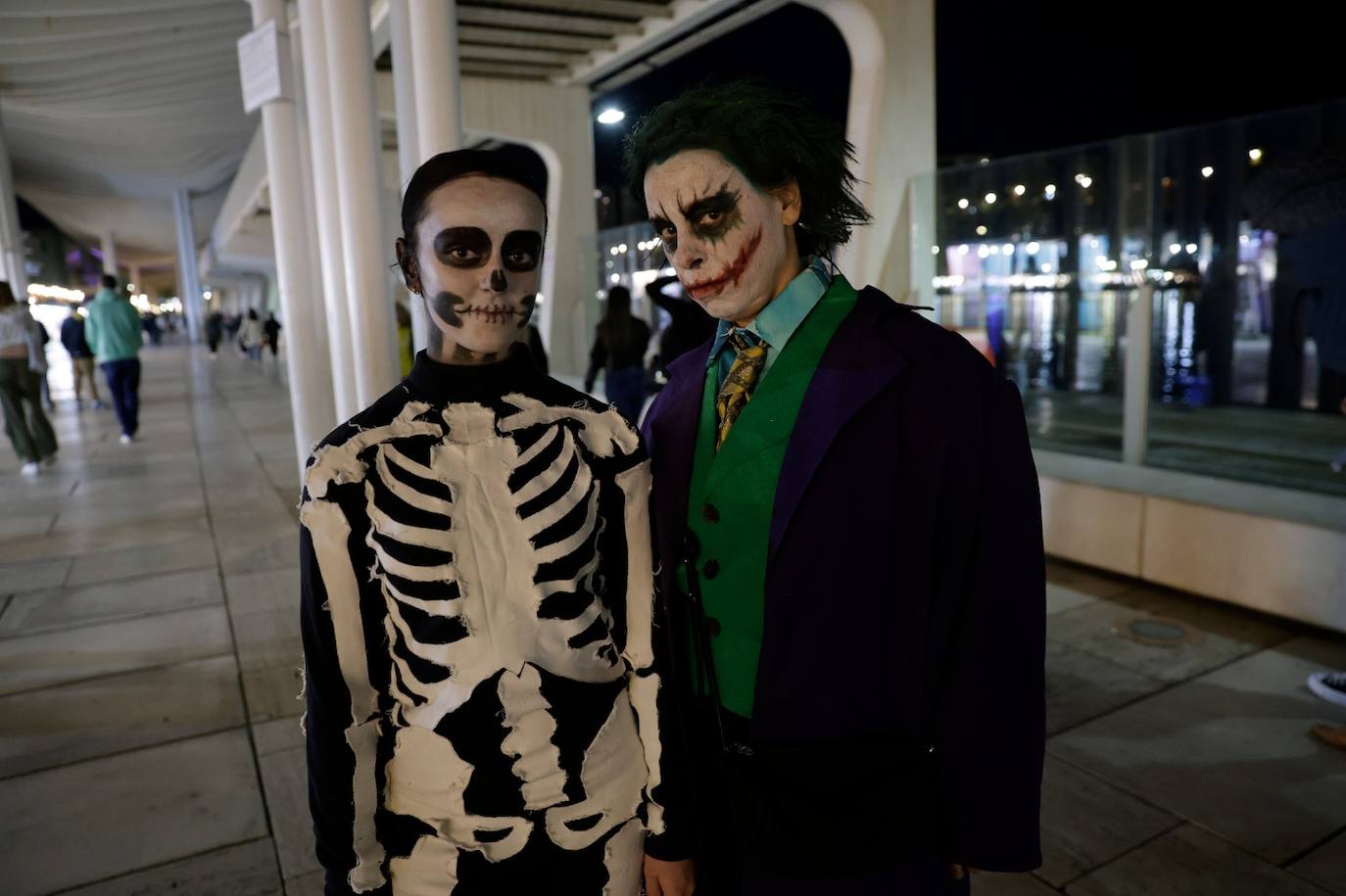 Zombies, witches and skeletons stroll the streets of Malaga for Halloween... in pictures