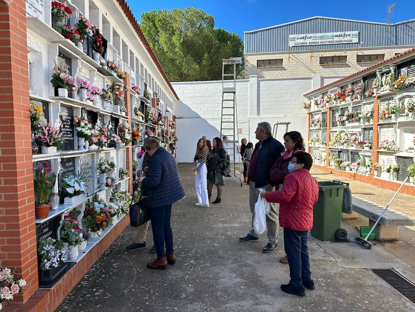 In pictures... people in Malaga pay their respects on All Saints' Day in the province's cemeteries