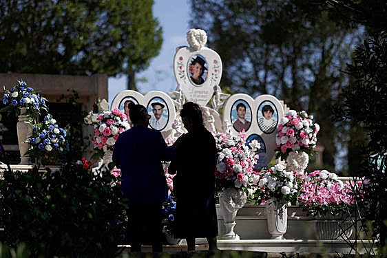 In pictures... people in Malaga pay their respects on All Saints' Day in the province's cemeteries