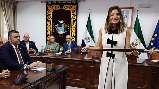 Ana Mata becomes first woman mayor of Mijas