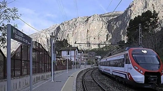Government guarantees Caminito del Rey train will run for at least another three years