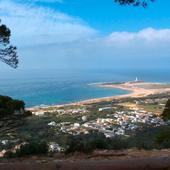 Located on the Andalusian coast near Cape Trafalgar (Cadiz).