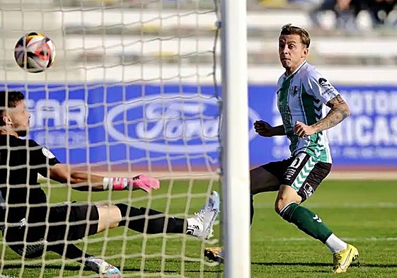 Loren puts Antequera in front in San Fernando.