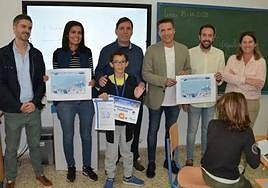 Arthur Cardoso with his certificate