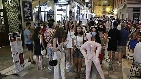 Rowdy hen and stag parties in Malaga can now be slapped with hefty fines for nudity or carrying inflatable dolls