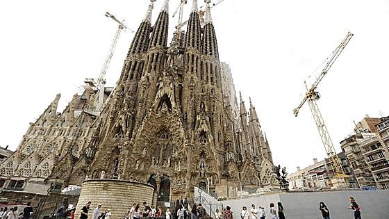 Costa art society lecture to focus on Gaudi and art nouveau