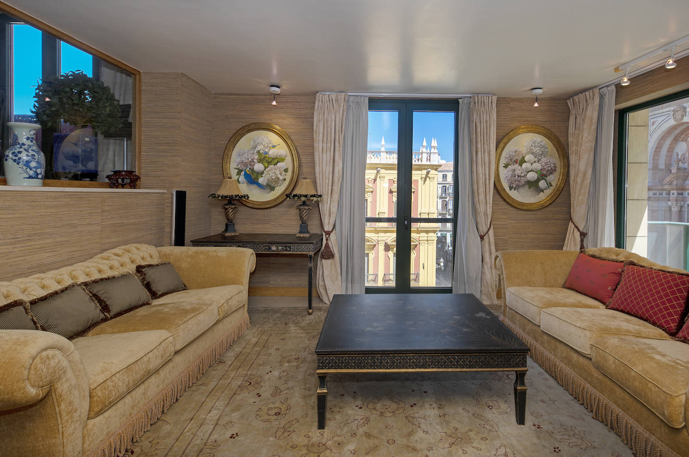 Take a tour of the most expensive pre-owned apartment in Malaga, in pictures
