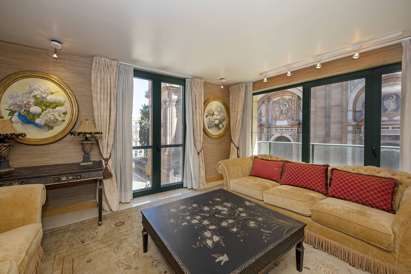 Take a tour of the most expensive pre-owned apartment in Malaga, in pictures