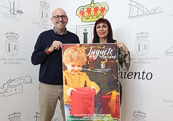 The mayor and councillor announce the toy campaign.