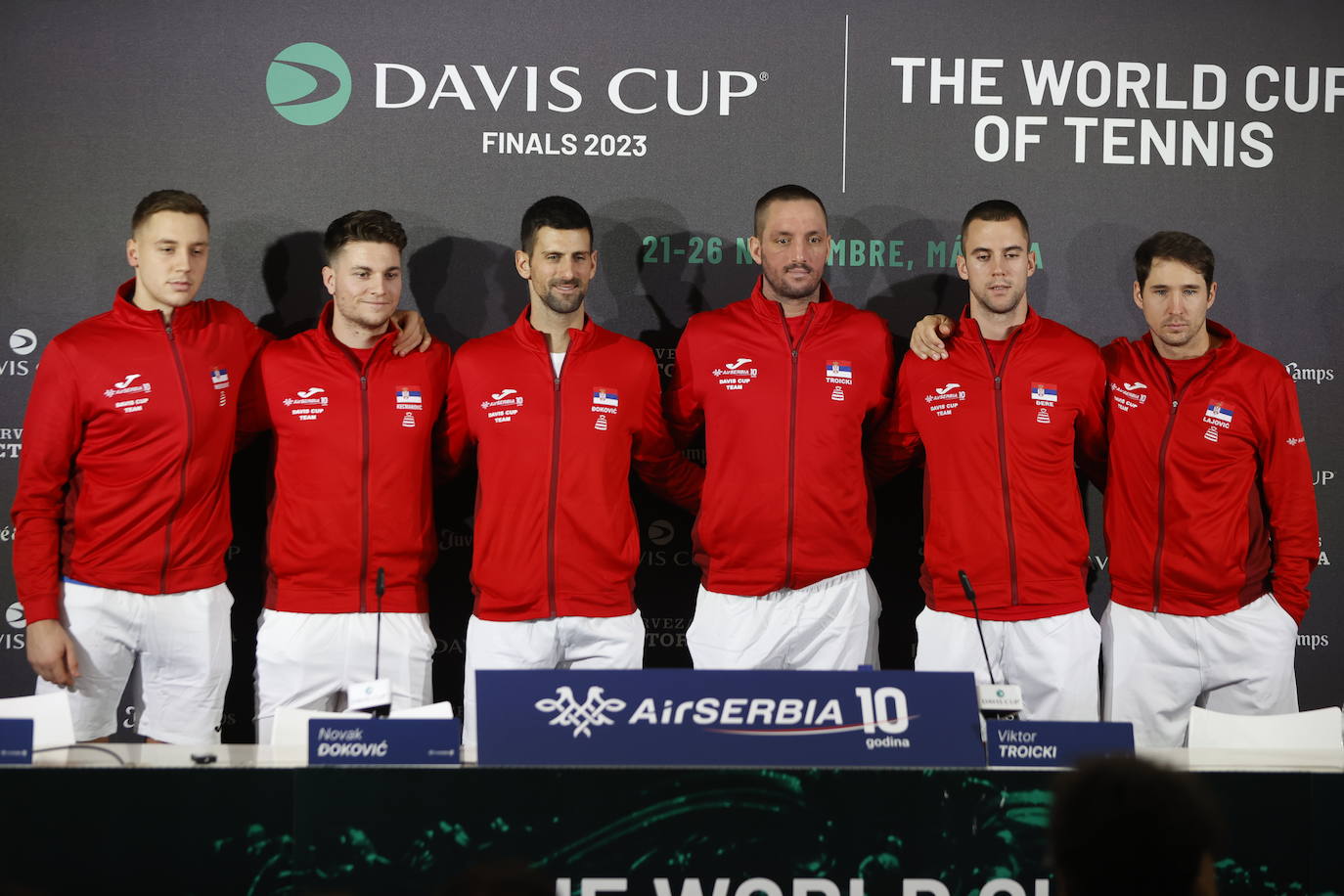 The Serbian team, with Medjedovic, Kecmanovic, Djokovic, Troicki (captain), Djere and Lajovic.