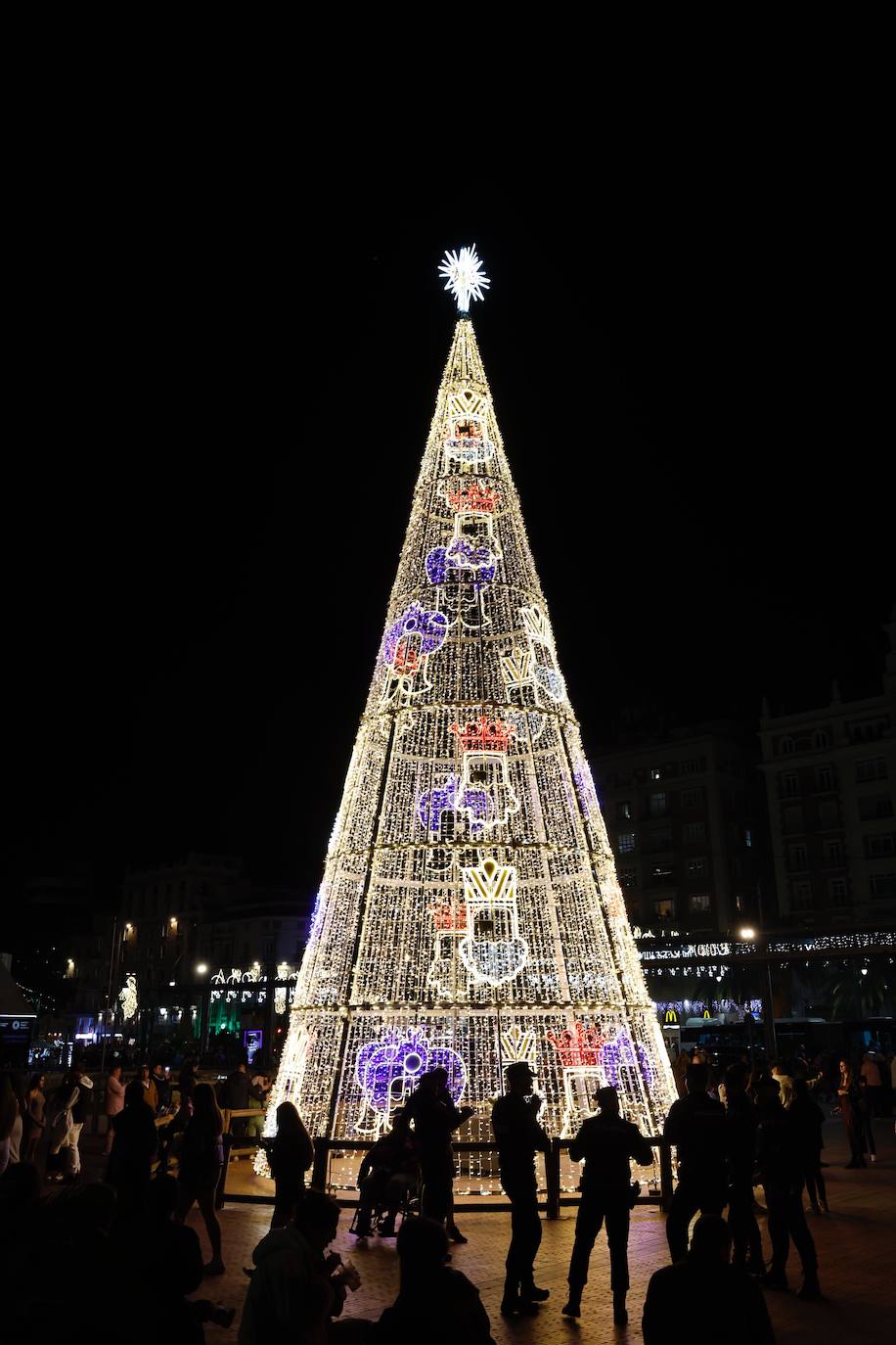Malaga switches on its sparkling 2023 festive lights, in pictures