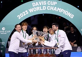 Italy lift its first Davis Cup trophy in 47 years
