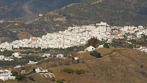 The village in Malaga province that celebrates Christmas Day with an auction in its main square