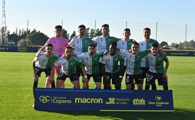 Antequera remain solid and lead the Segunda RFEF.