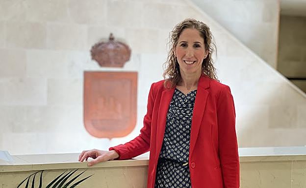 Councillor for Training and Job Creation, Carmen Día