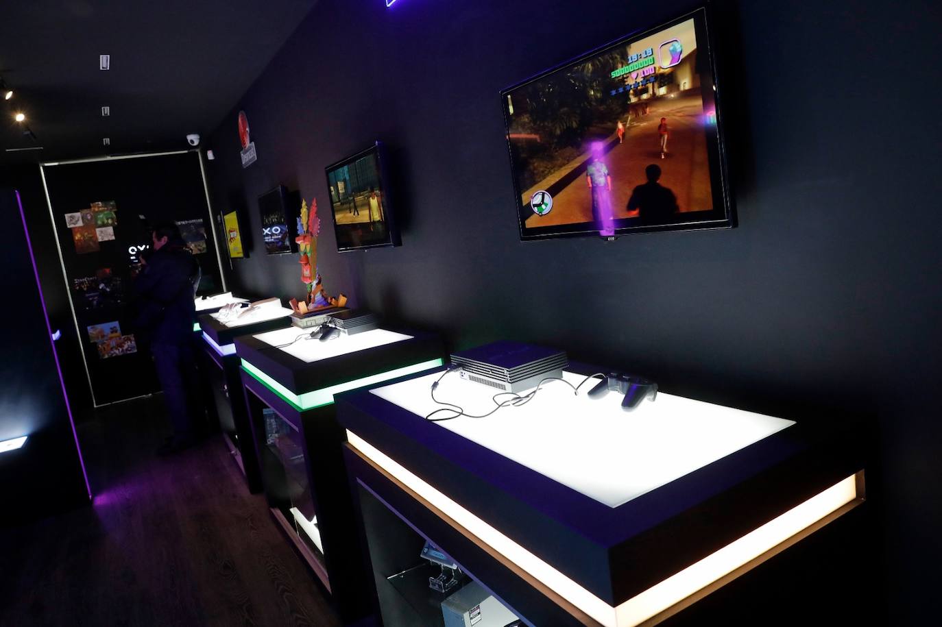 OXO is a gamer's paradise in Malaga city centre.