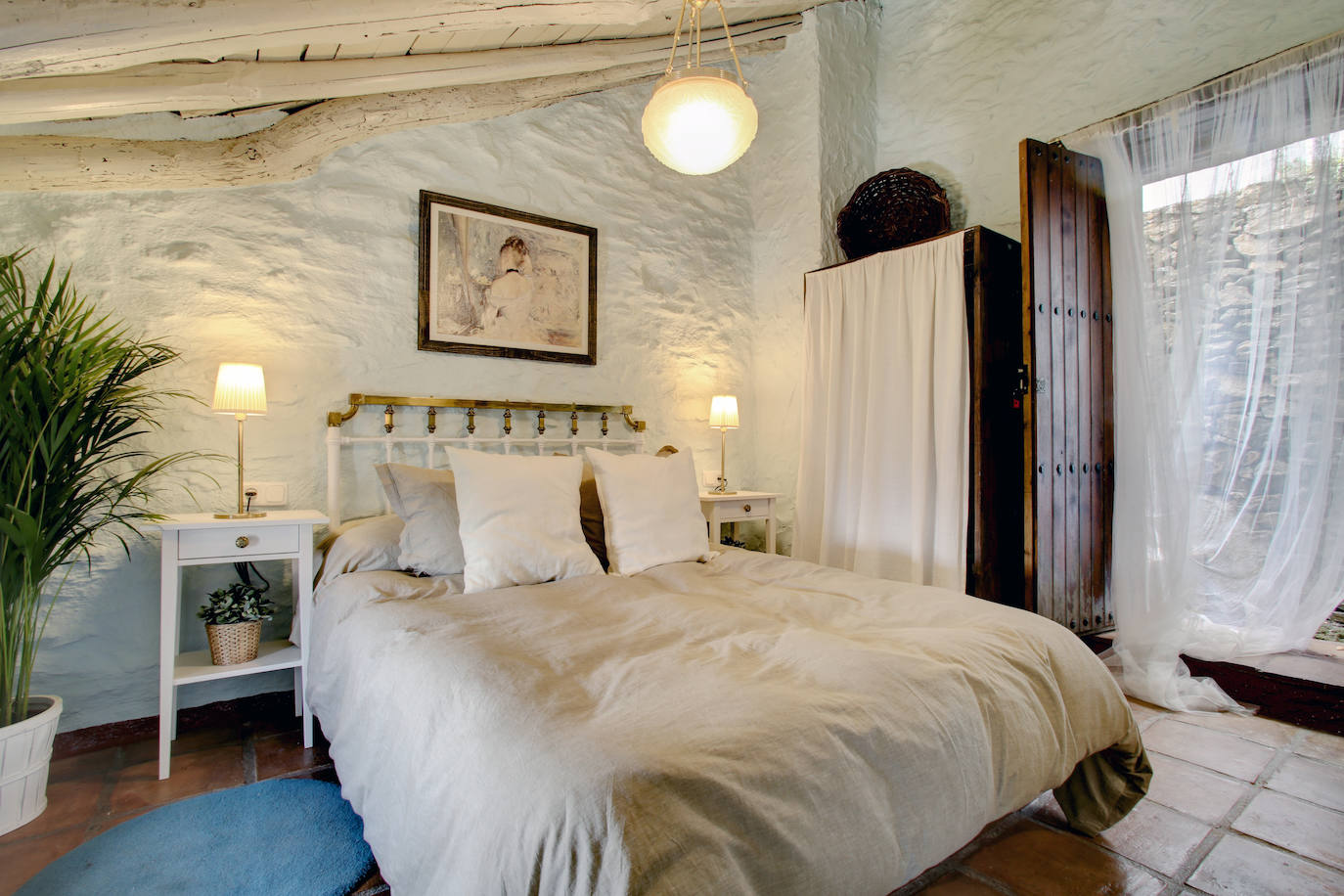 In eighth position in the worldwide 'top ten' is La Parra in Benalauría. 