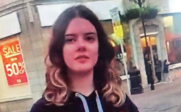 Police seek public&#039;s help to find missing girl who may still be Gibraltar or have crossed the border into Spain