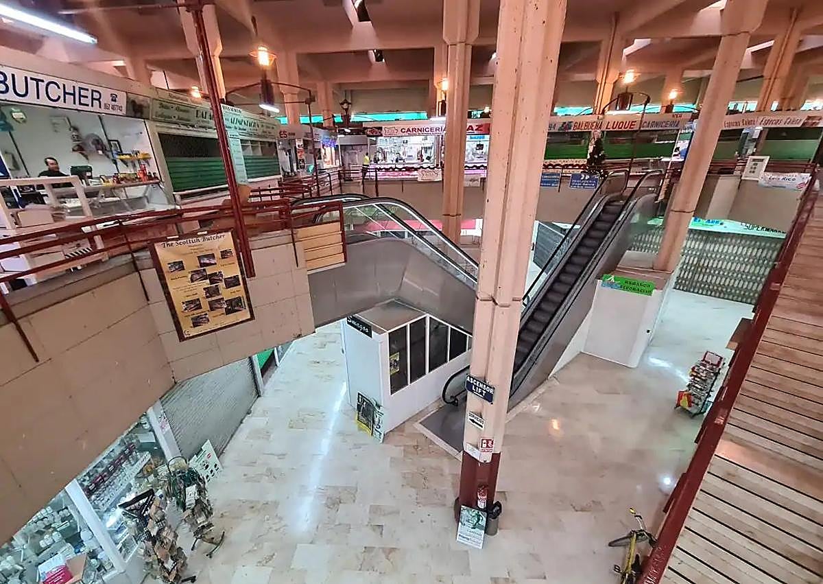 Imagen secundaria 1 - Market shutters in Fuengirola are lowered for good after 37 years