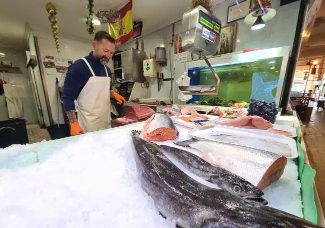 Antonio Peinado at his Mercacentro stall.