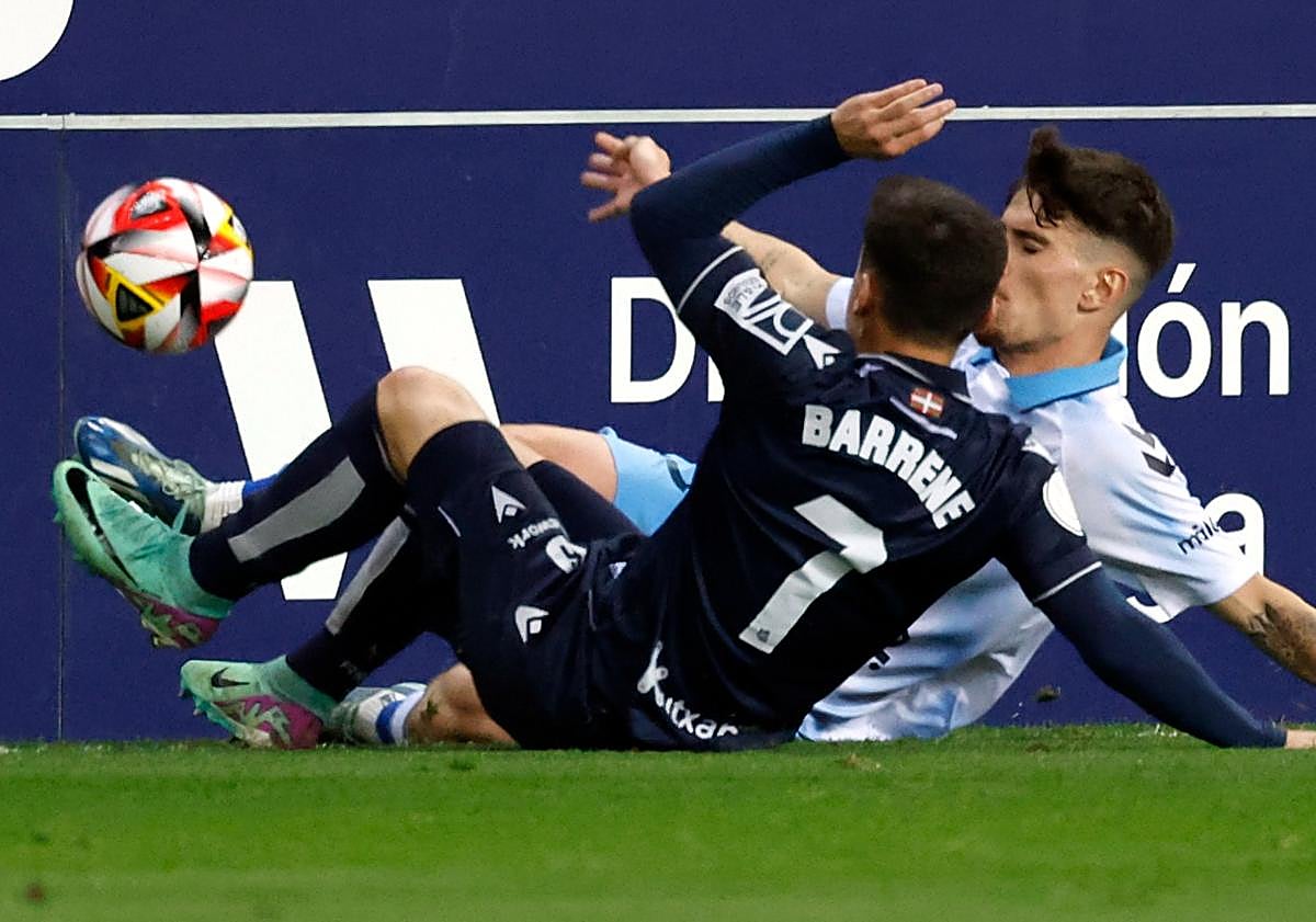 Imagen principal - Plucky Malaga CF, out of Spain's Copa del Rey