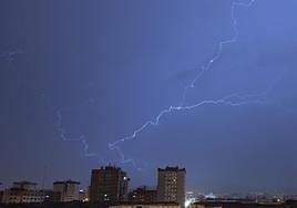 Lightning over Malaga city, early this morning.