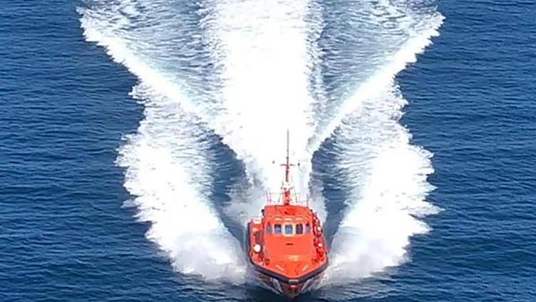 Helicopter joins search for two young men missing at sea since Tuesday night off the Costa del Sol