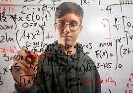 Miguel Donaire Arcas-Sariot has been offered a place at Oxford University.