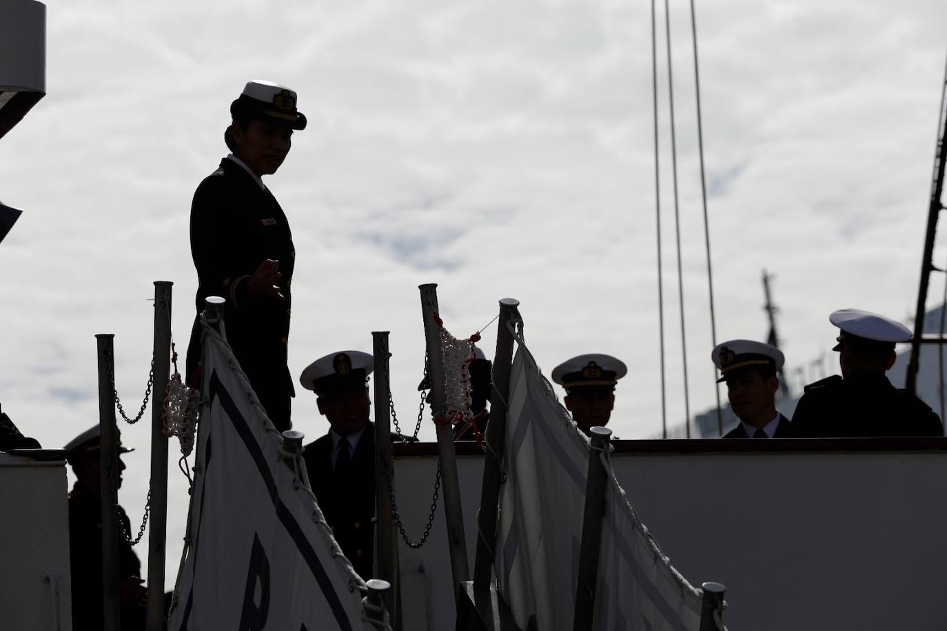 The pride of the Peruvian Navy sails into Malaga and opens its decks to the public, in pictures