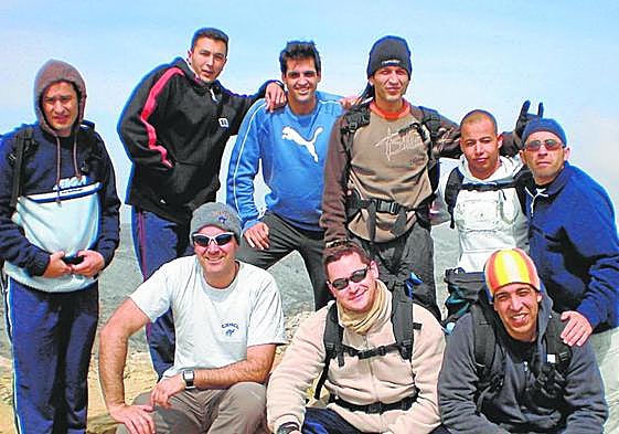 At the summit of Torrecilla, in the early days of this hiking initiative.