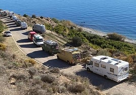 Motorhomes and caravans in the Maro Cerro-Gordo area.