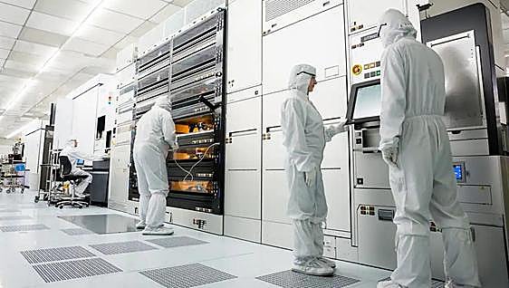 Malaga to be home to R&D centre for world leader in semiconductors, with creation of 450 jobs