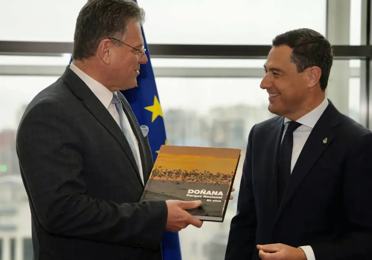 Moreno, with the Vice-President of the European Commission for the European Green Deal, Marco Šefčovič.