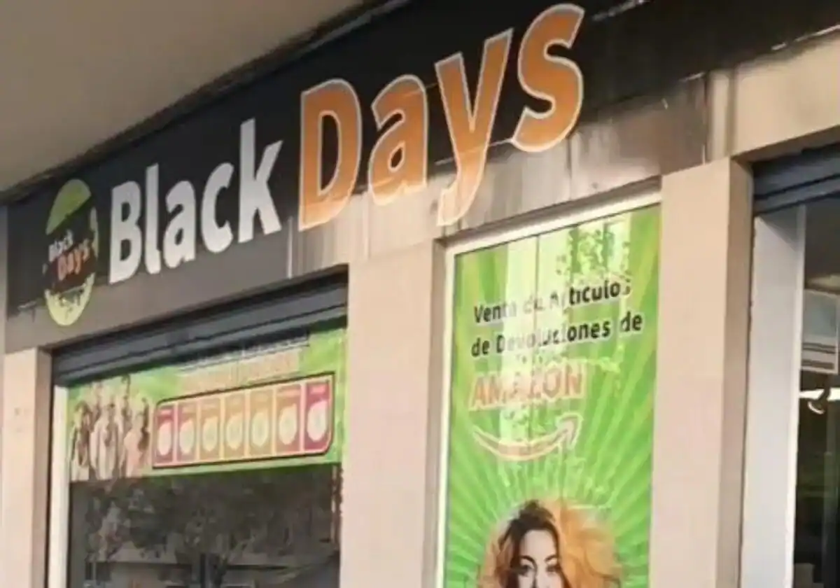 The Black Days outlet is located in Calle Eugenio Gross, in Malaga city.