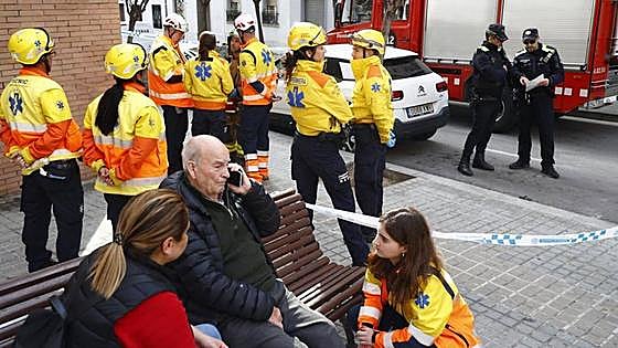 Search specialists rush to scene of five-storey building collapse in Barcelona