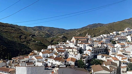 Axarquía village votes to keep fireworks