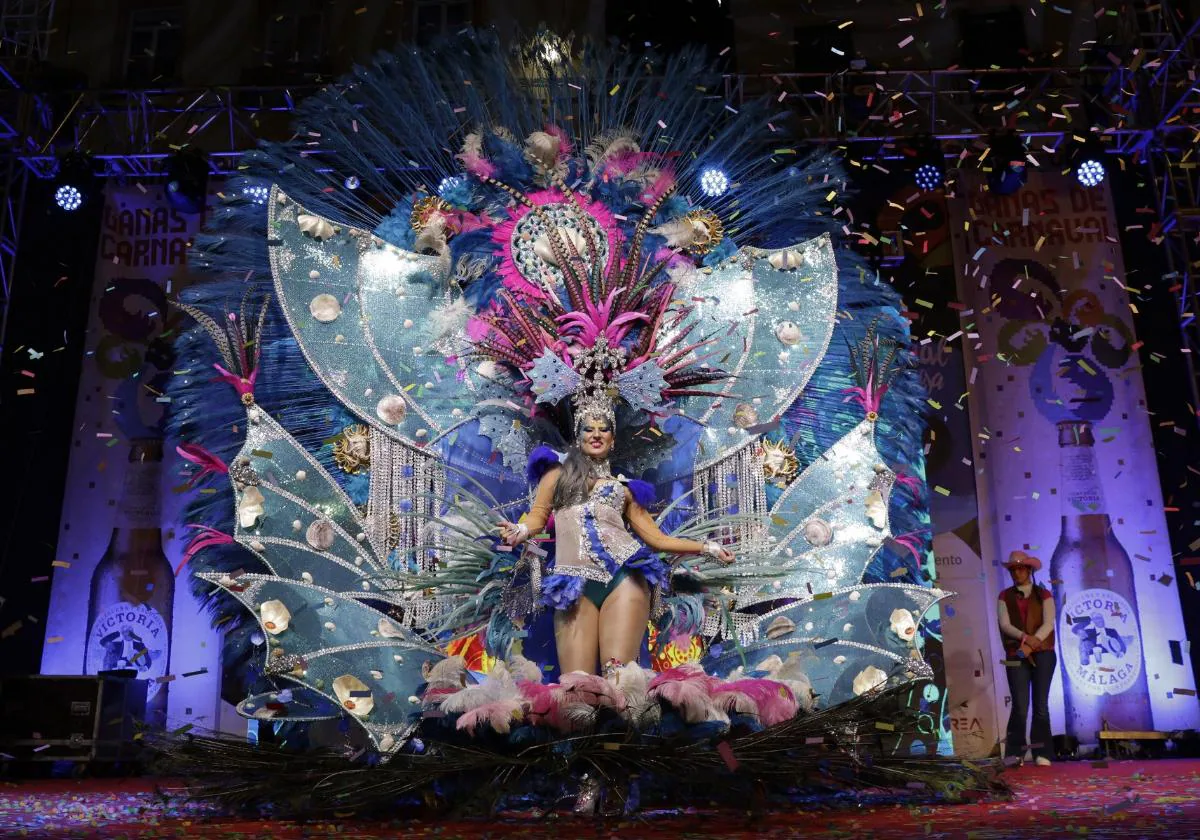 Feathers and fantasy as Malaga carnival fun continues