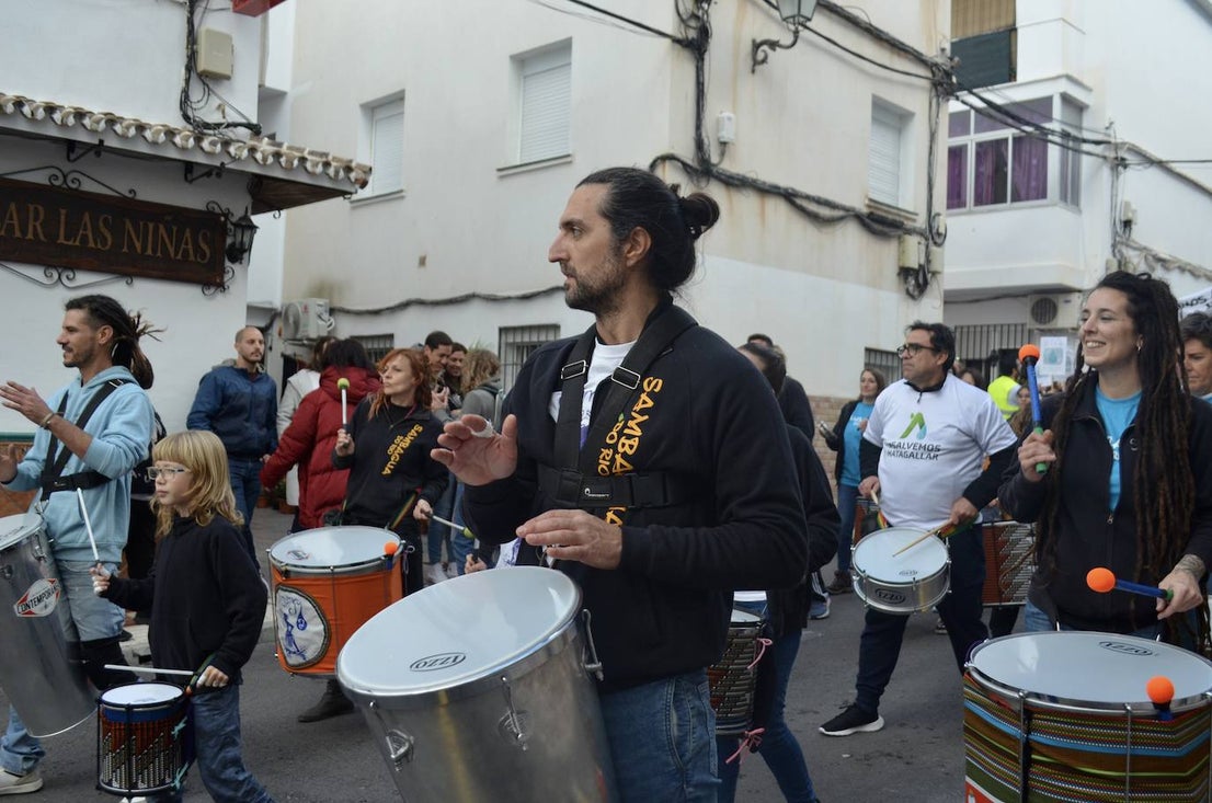 Thousands of residents take to the streets in Coín in bid to protect their water supply