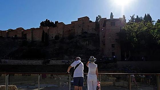 Weather turnaround as spring-like temperatures of up to 24C return to south of Spain