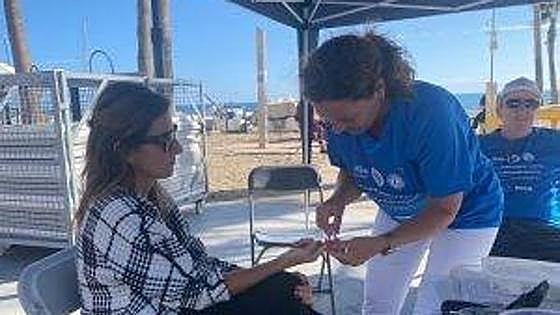Charity raffle raises 250 euros for Mijas Lions Diabetes Support Group