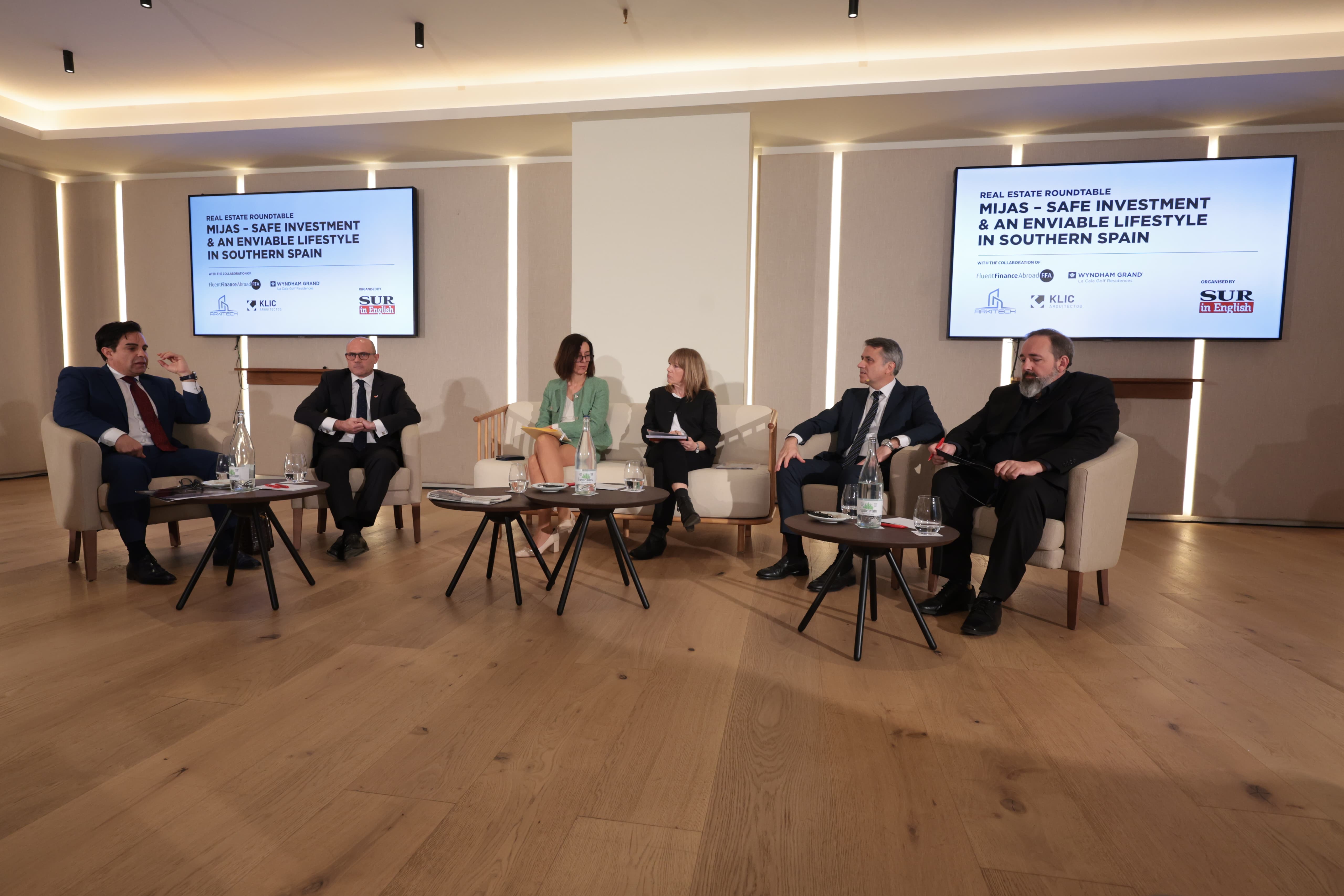 SUR in English real estate roundtable, in images