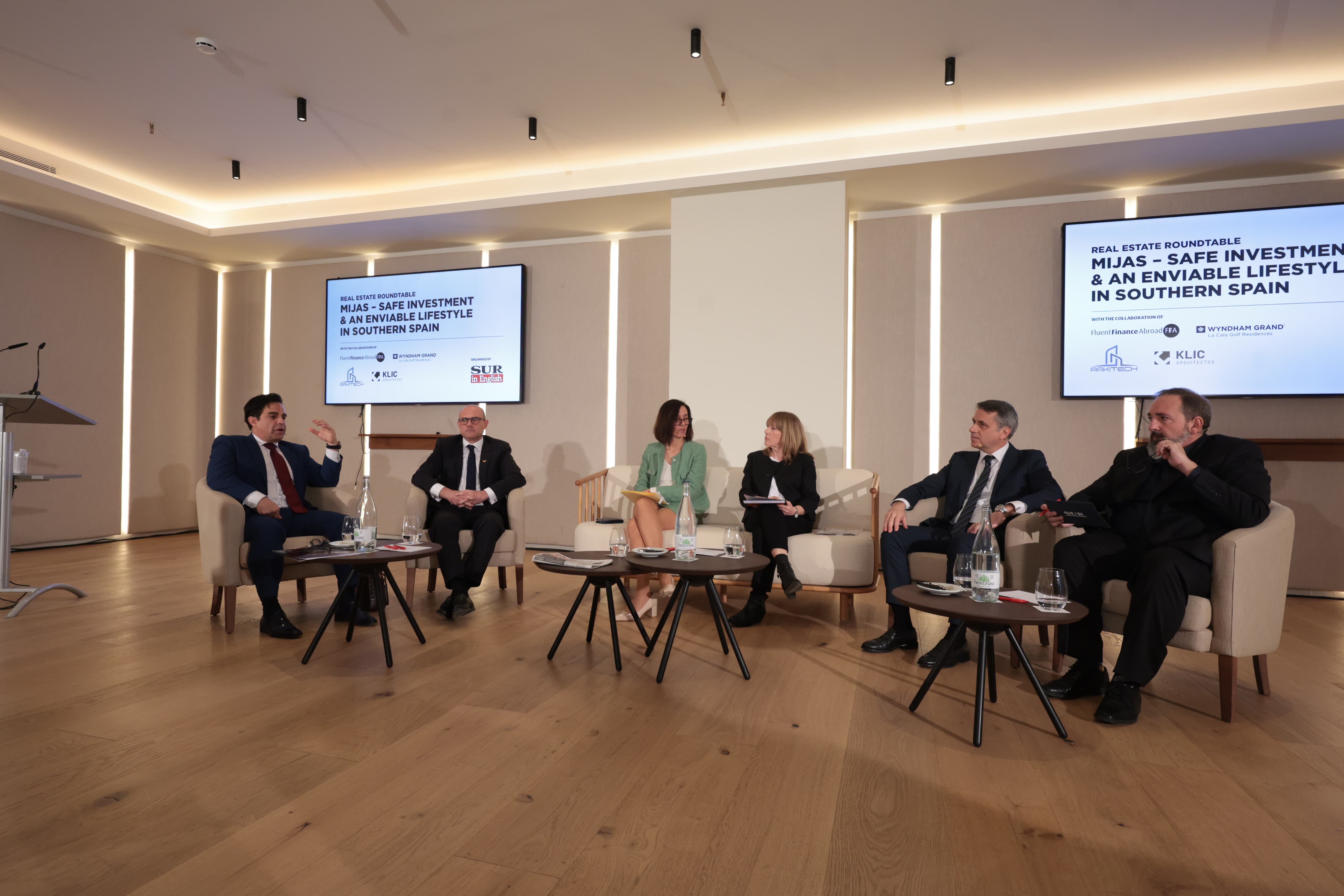 SUR in English real estate roundtable, in images